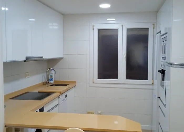 Playa San Lorenzo Con Parking Gratis *