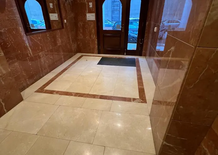 Apartamento Playa San Lorenzo Con Parking Gratis